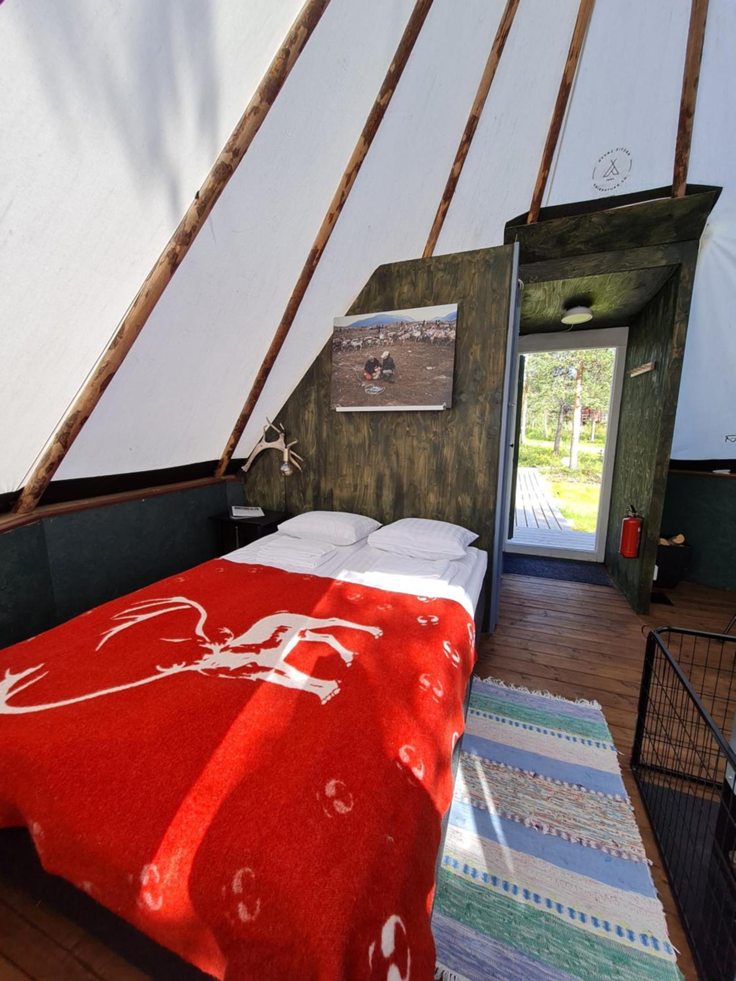 Reindeer Lodge Jukkasjärvi Zewnętrze zdjęcie